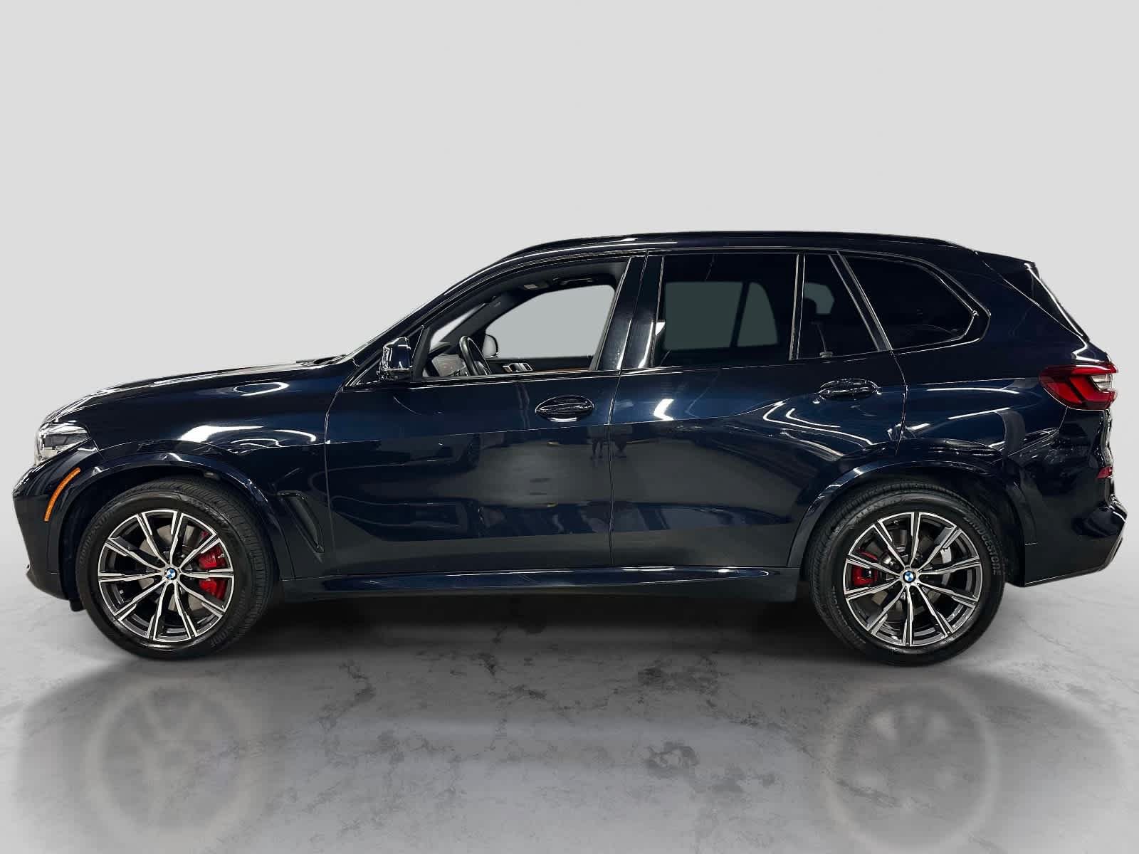 Used 2023 BMW X5 xDrive40i w/ M Sport Package AWD/4WD image 2