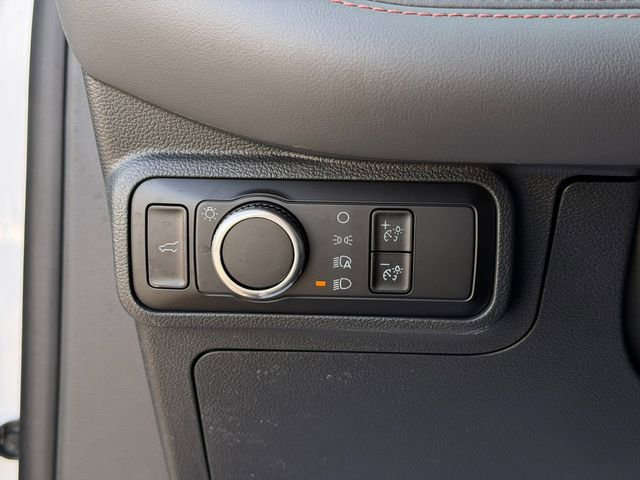 Used 2025 Ford Explorer Active image 41