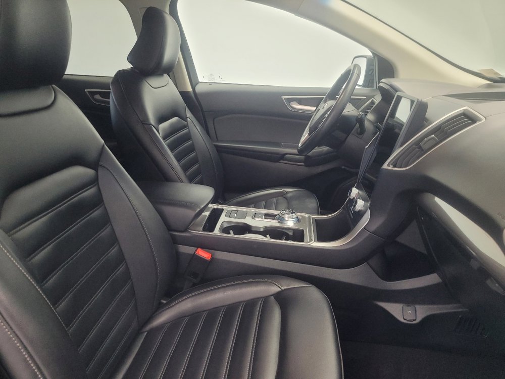Used 2023 Ford Edge SEL image 21