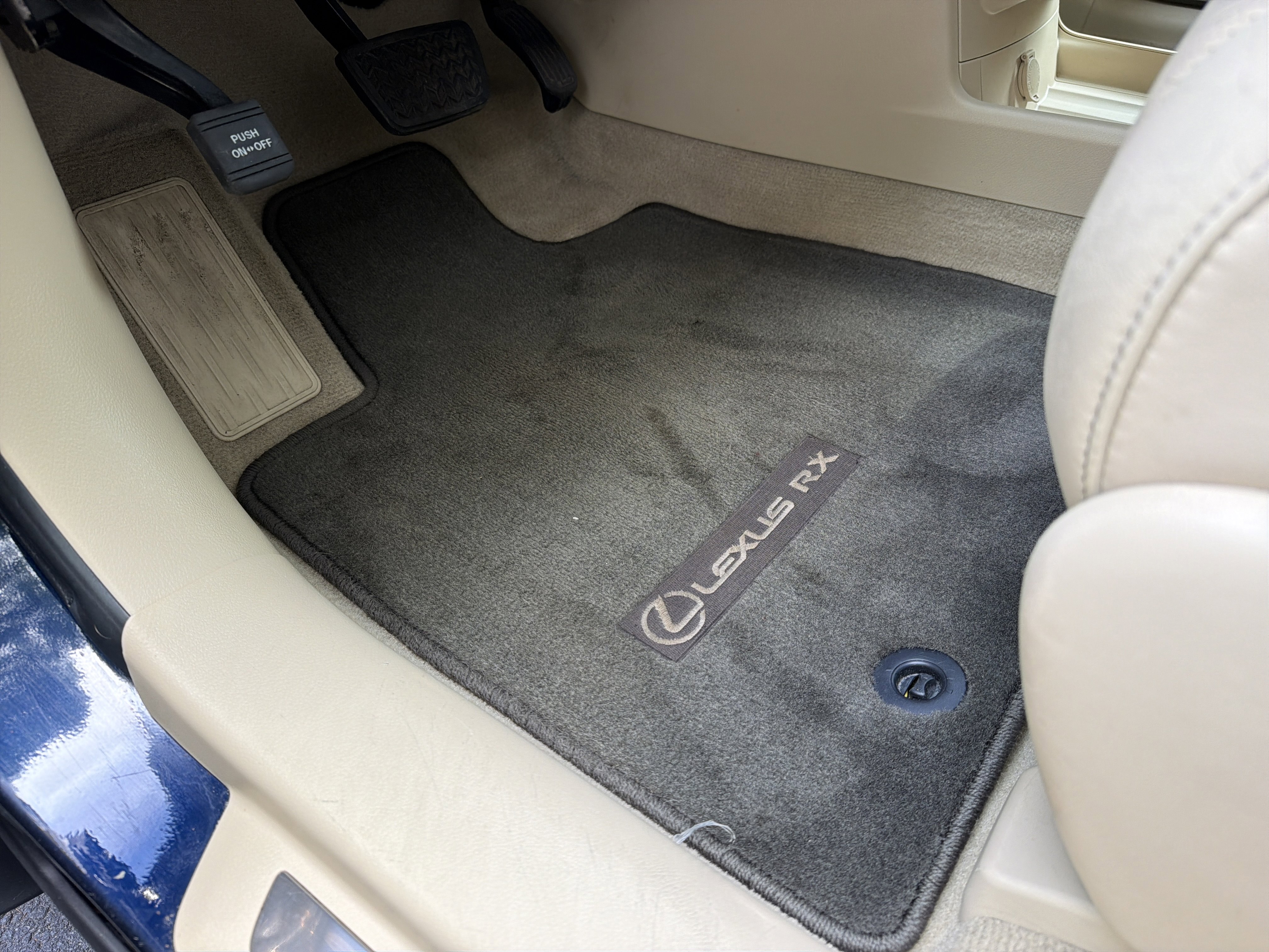 Used 2013 Lexus RX 350 AWD w/ Navigation Pkg image 17