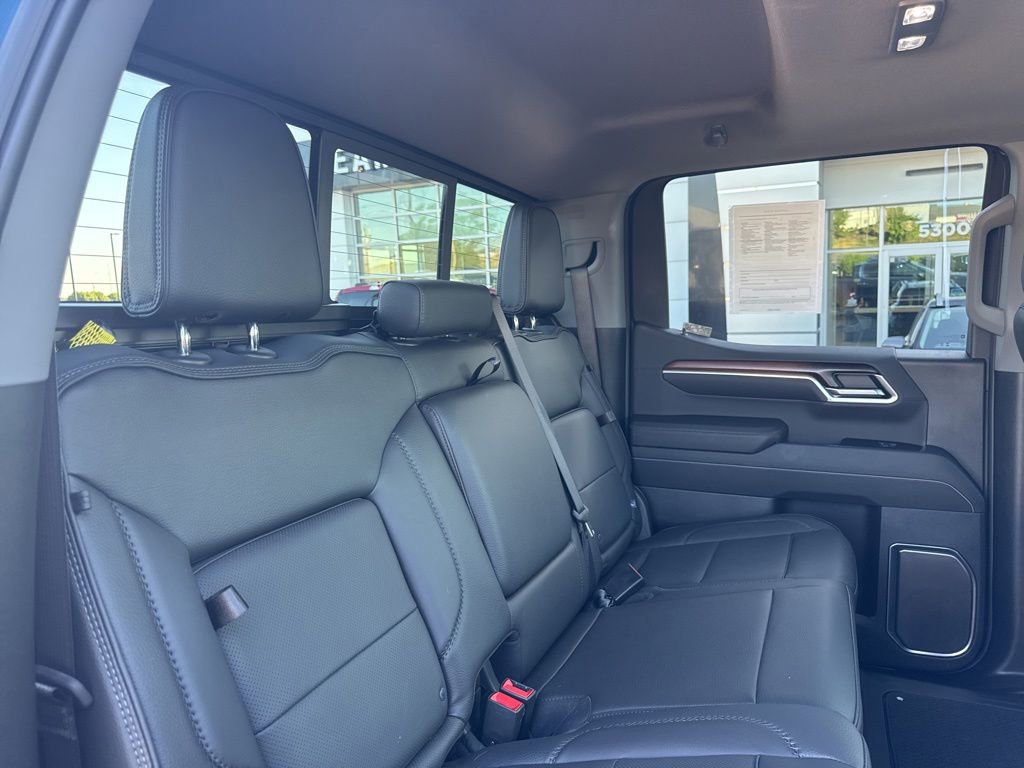Used 2025 GMC Sierra 1500 Denali w/ Denali Reserve Package AWD/4WD image 22