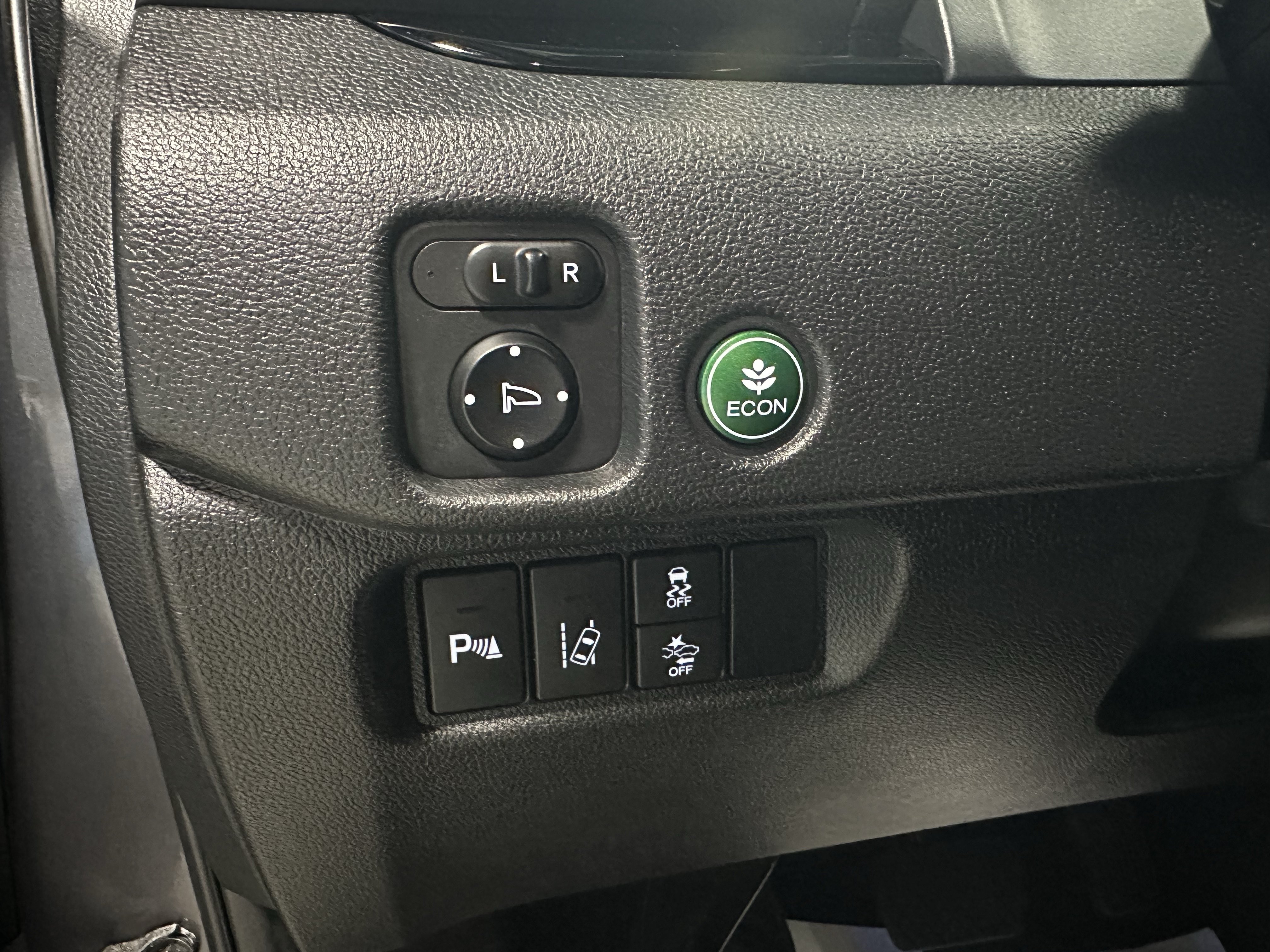 Used 2018 Honda Pilot Elite image 21