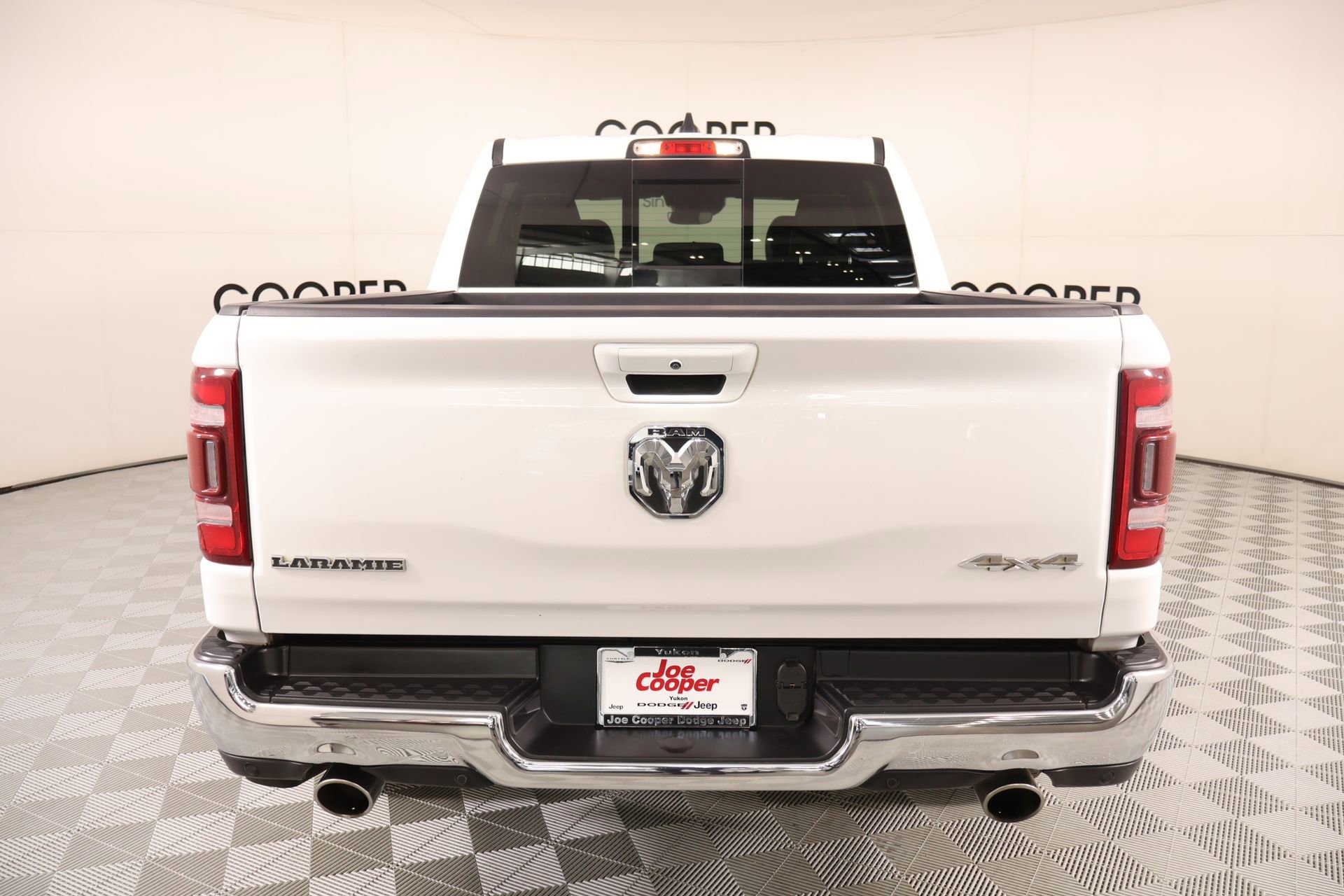 Used 2023 RAM 1500 Laramie AWD/4WD image 22