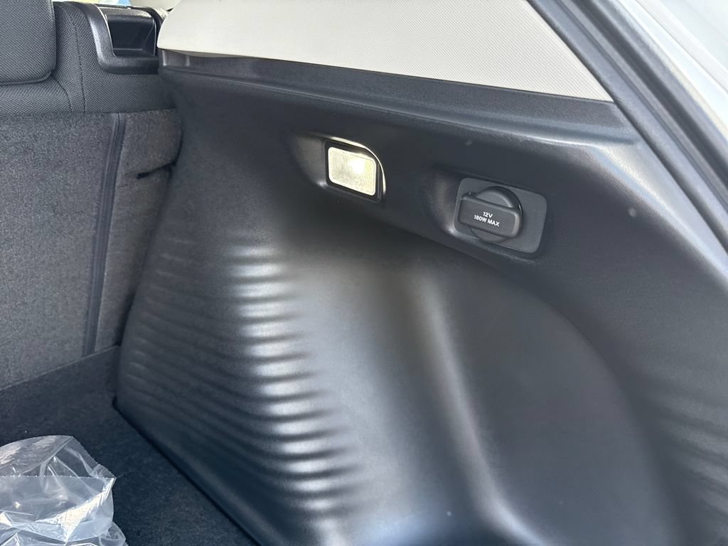 Certified 2025 Honda HR-V LX image 43