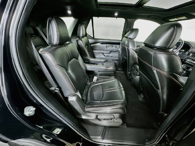 Certified 2024 Honda Pilot TrailSport image 8