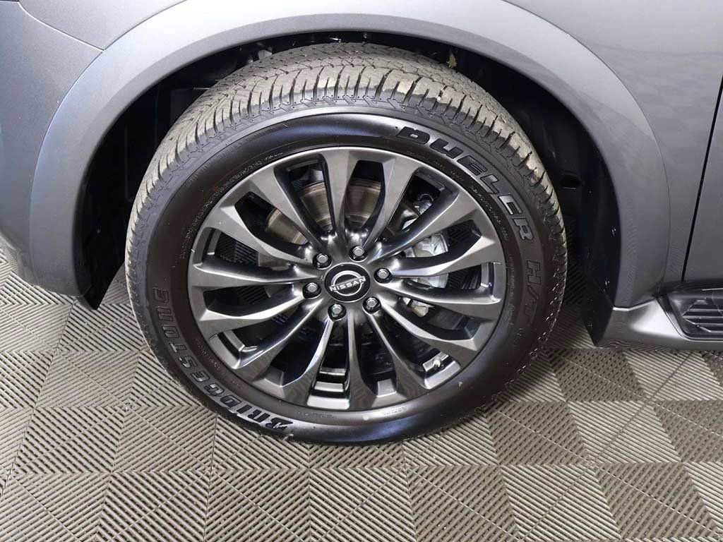 Used 2024 Nissan Armada Platinum image 23