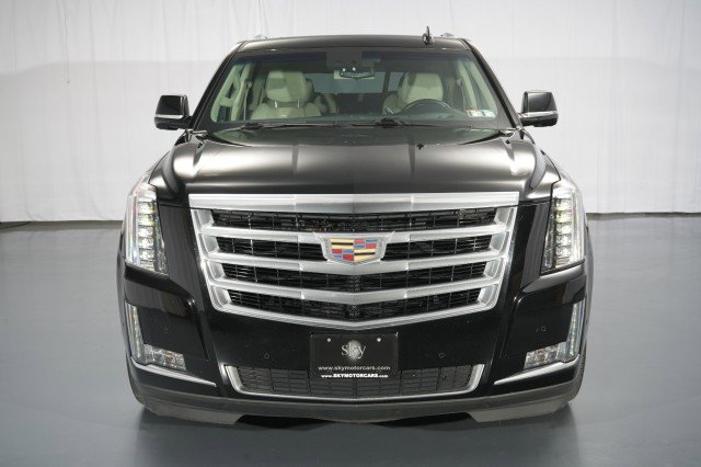 Used 2020 Cadillac Escalade Luxury image 9