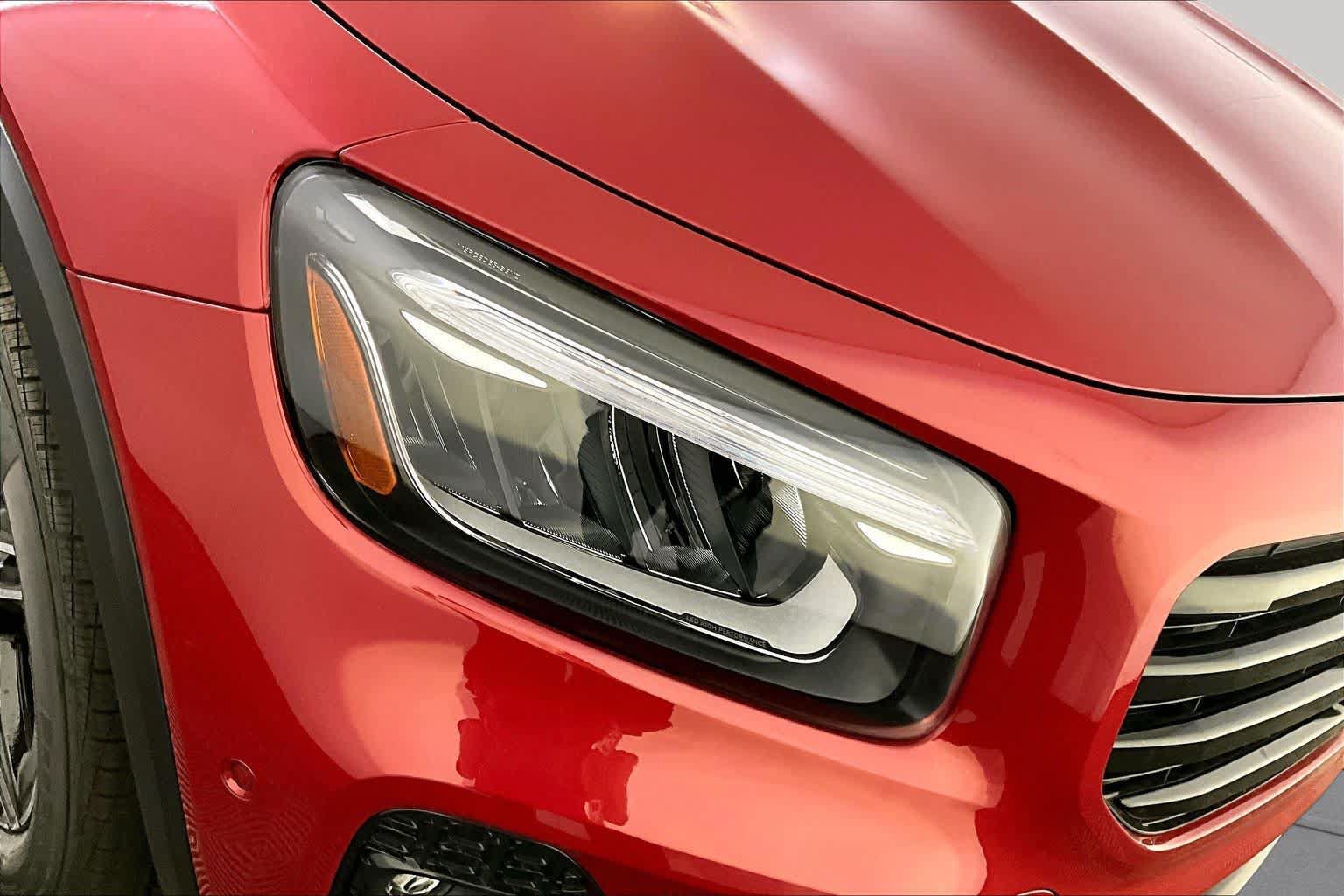 New 2026 Mercedes-Benz GLB 250 4MATIC image 16