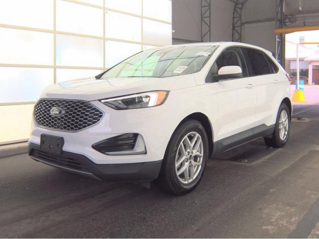Used 2023 Ford Edge SEL AWD/4WD image 2