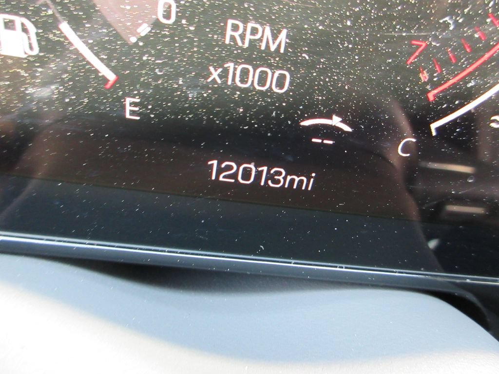 Certified 2026 GMC Yukon AT4 w/ AT4 Premium Plus Package AWD/4WD image 35