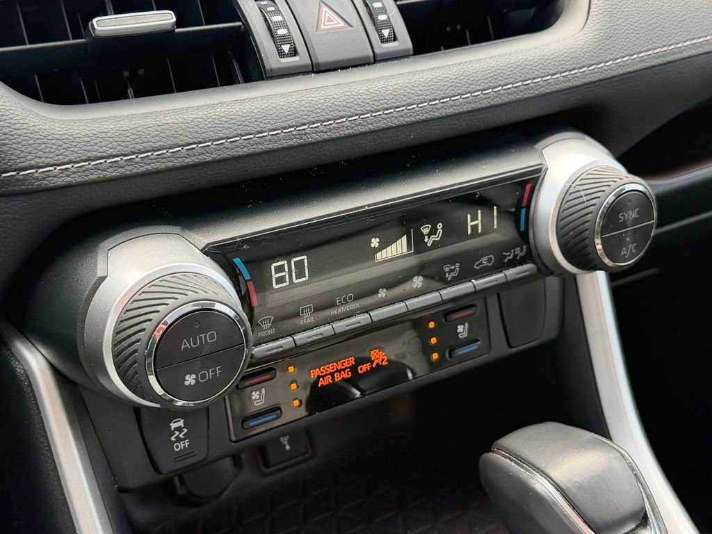 Used 2021 Toyota RAV4 Limited w/ Limited Grade Weather Package image 12
