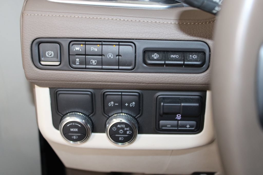 Used 2024 GMC Yukon XL Denali w/ Max Trailering Package RWD image 28