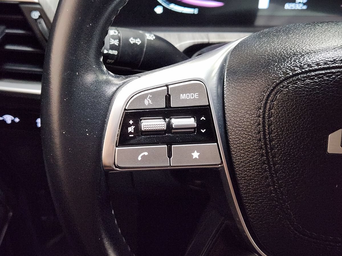Used 2024 Kia Telluride EX w/ EX Captain's Chair Package FWD image 48