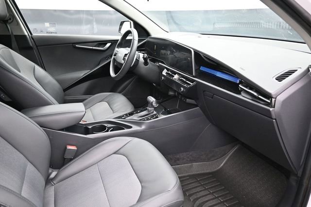 Used 2023 Kia Niro EX Touring FWD image 18