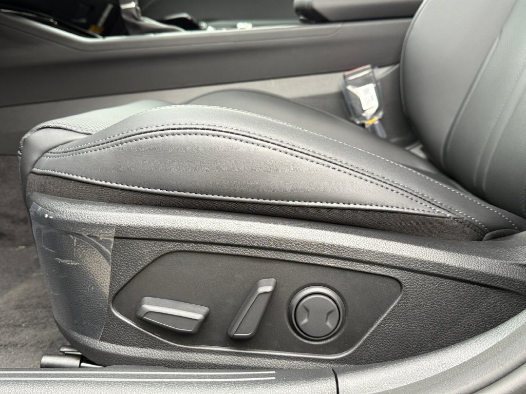 New 2026 Kia K5 EX FWD image 10
