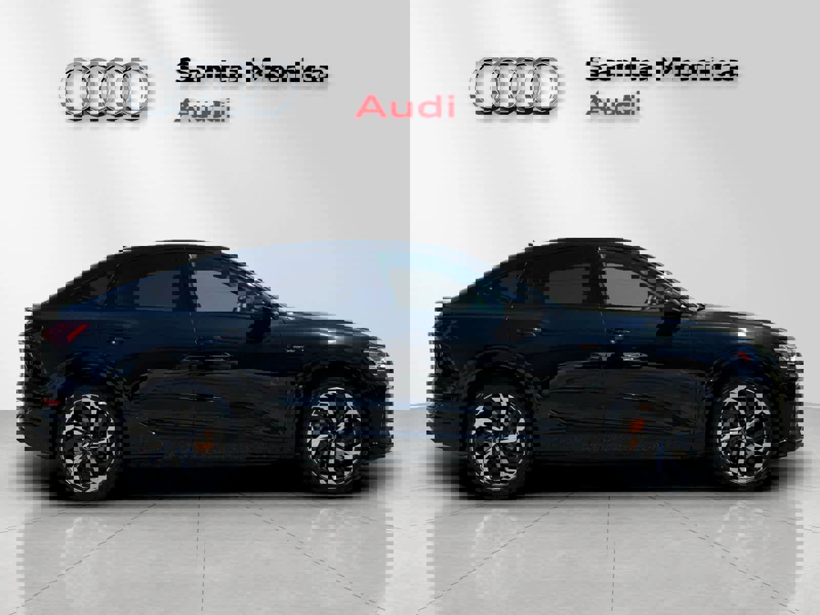 Used 2023 Audi e-tron Premium Plus w/ Premium Plus Package image 8