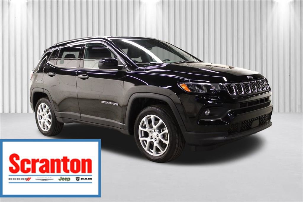 New 2024 Jeep Compass Latitude