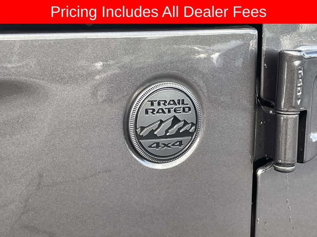 Used 2025 Jeep Wrangler Unlimited Sahara w/ Safety Group AWD/4WD image 13
