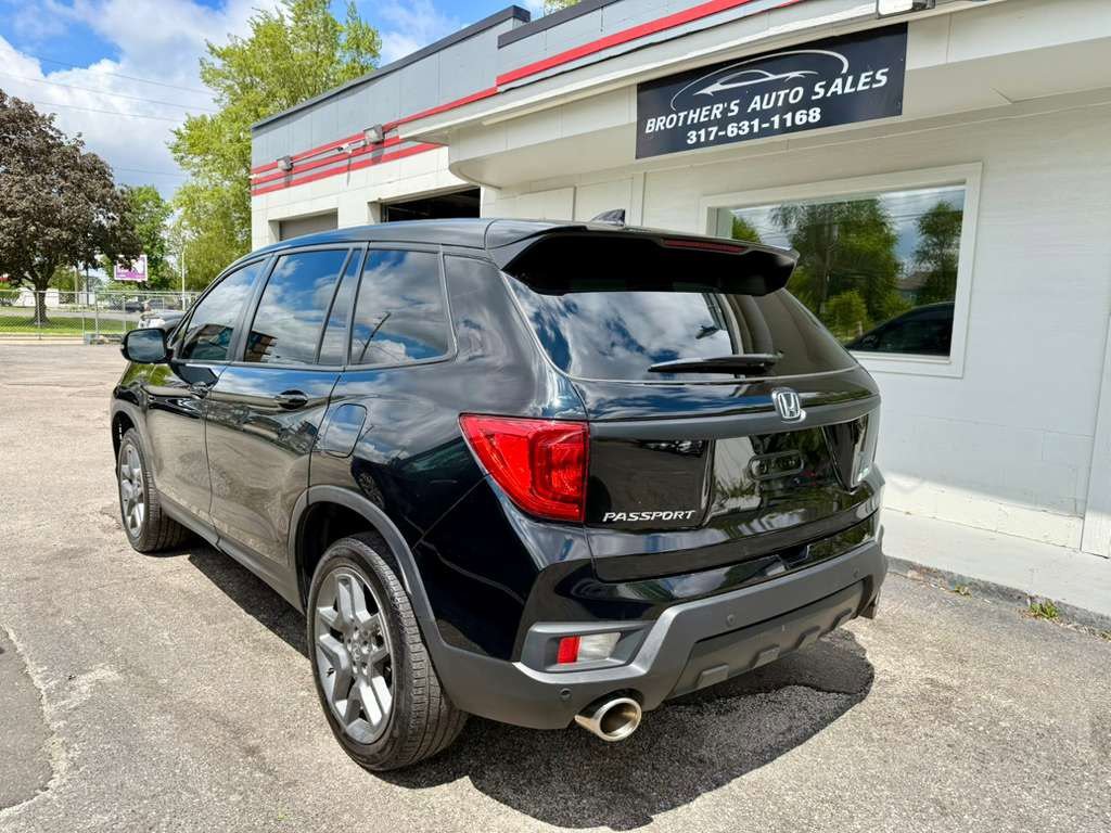 Used 2023 Honda Passport EX-L image 10