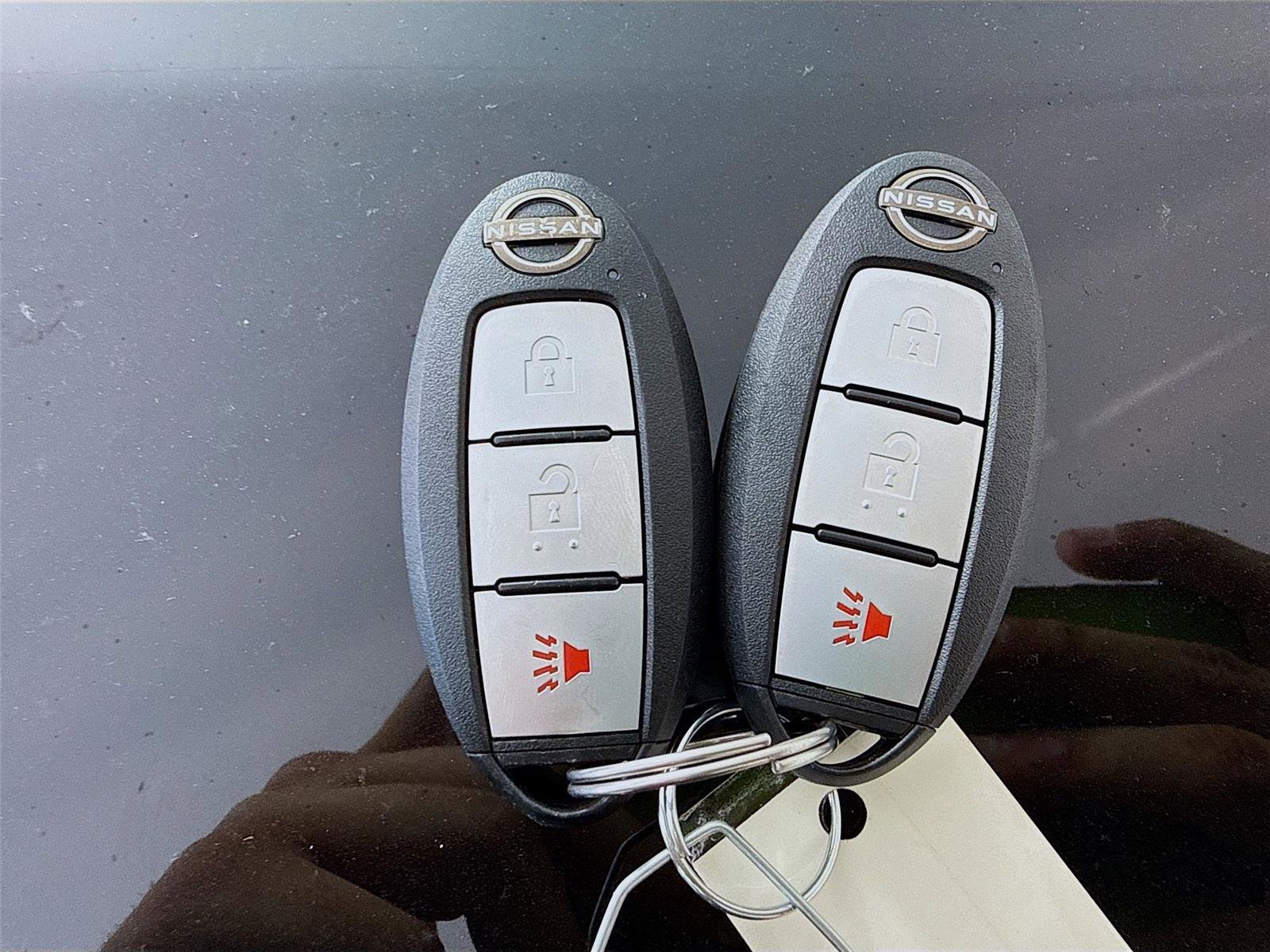 Used 2025 Nissan Z NISMO w/ Floor Mat Package image 14