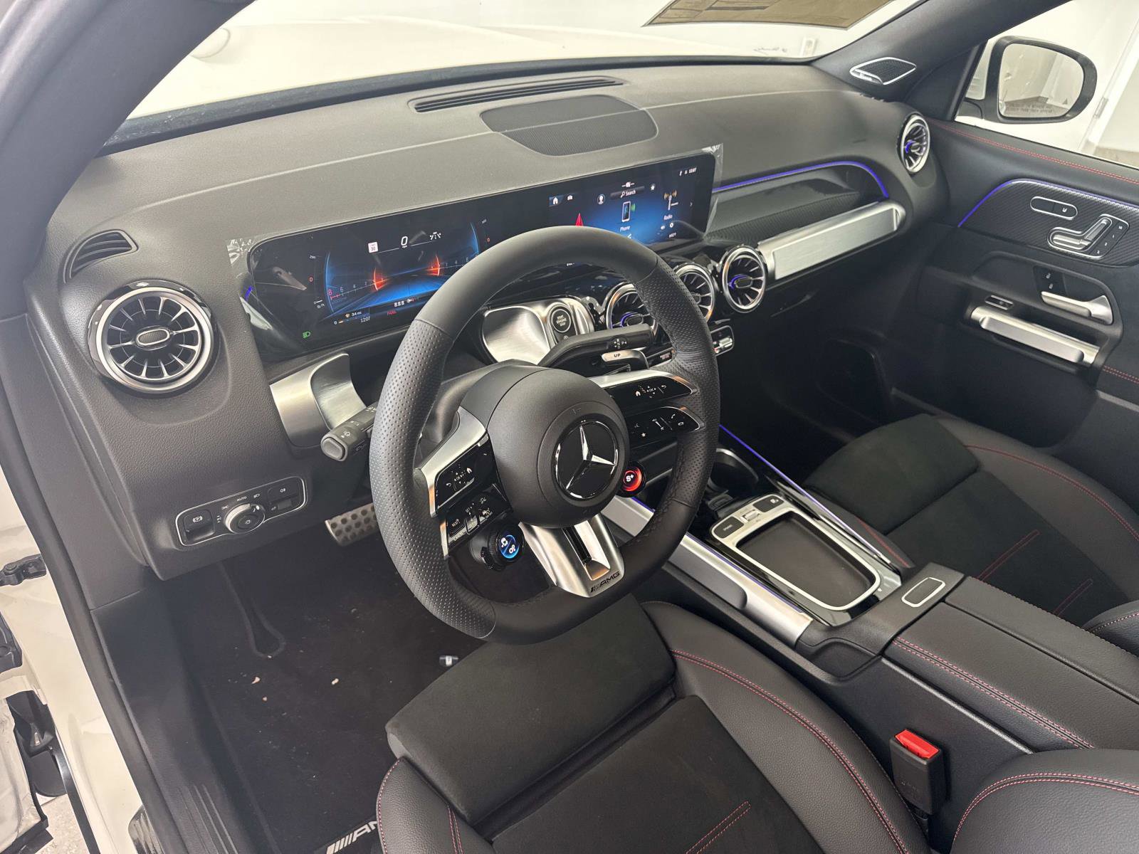 New 2026 Mercedes-Benz GLB 35 AMG 4MATIC image 21