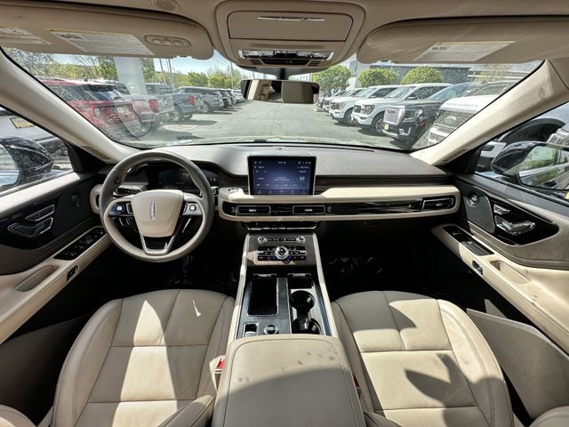 Certified 2024 Lincoln Aviator Reserve w/ Elements Package Plus image 16