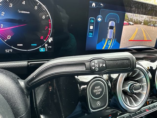 Used 2025 Mercedes-Benz GLA 250 4MATIC image 32