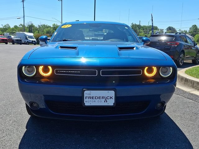 Used 2021 Dodge Challenger SXT w/ Plus Package RWD image 2