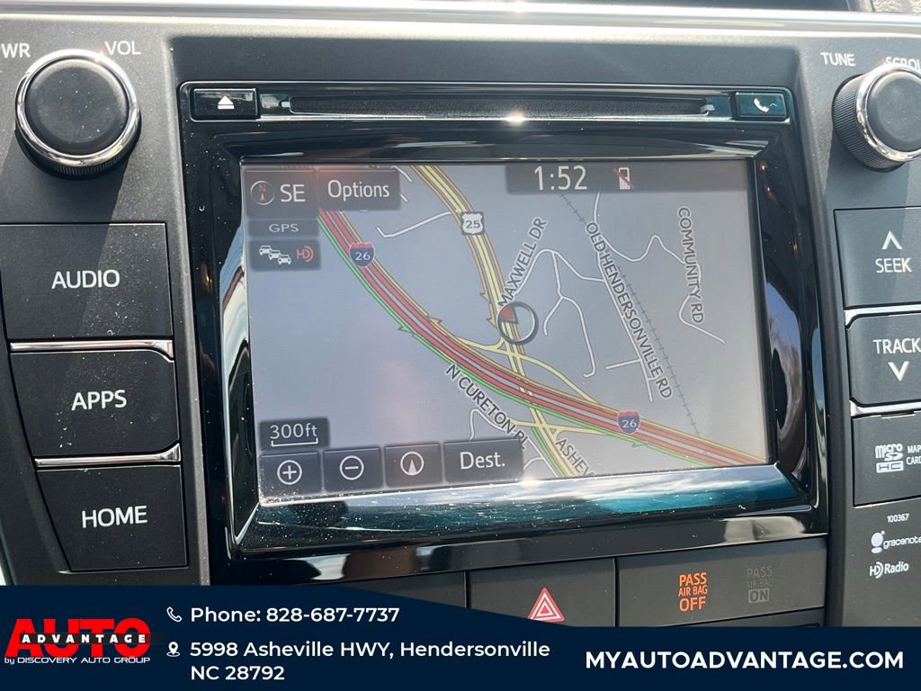 Used 2015 Toyota Camry XLE w/ Moonroof Package FWD image 10