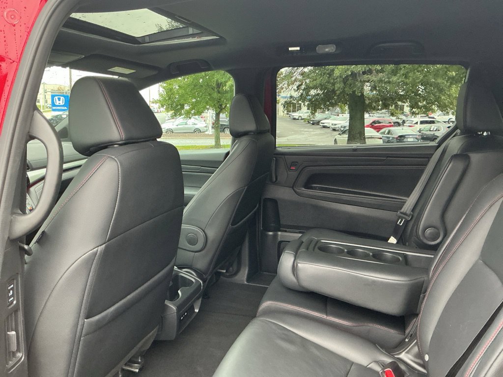 Used 2025 Honda Odyssey Sport-L image 33