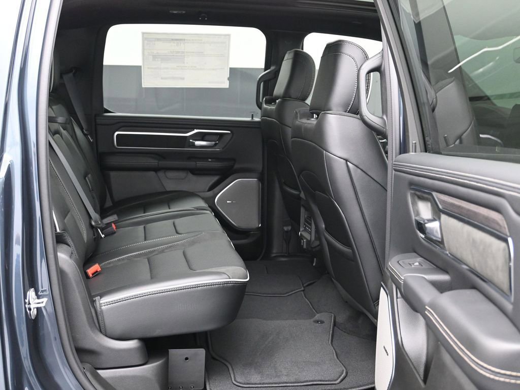 New 2026 RAM 1500 Laramie AWD/4WD image 28
