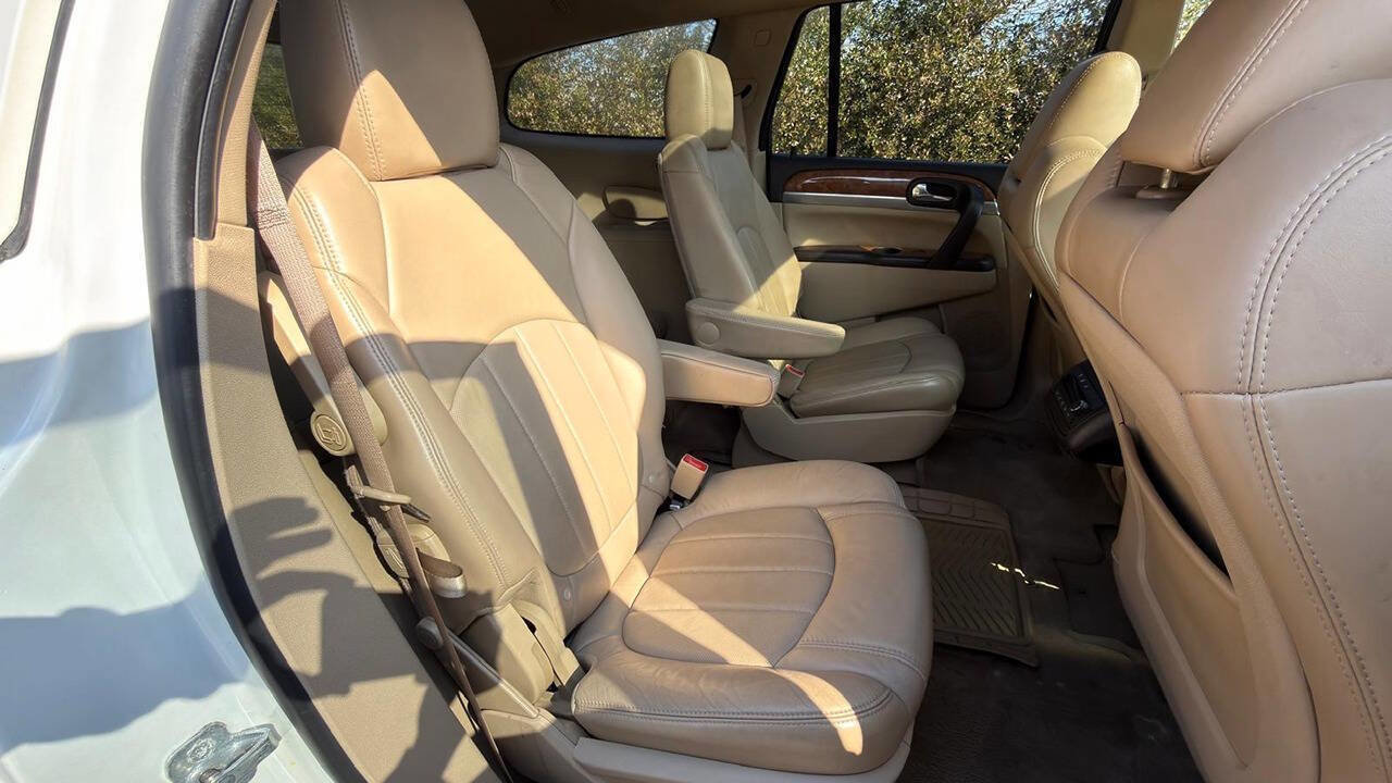 Used 2012 Buick Enclave Premium image 29