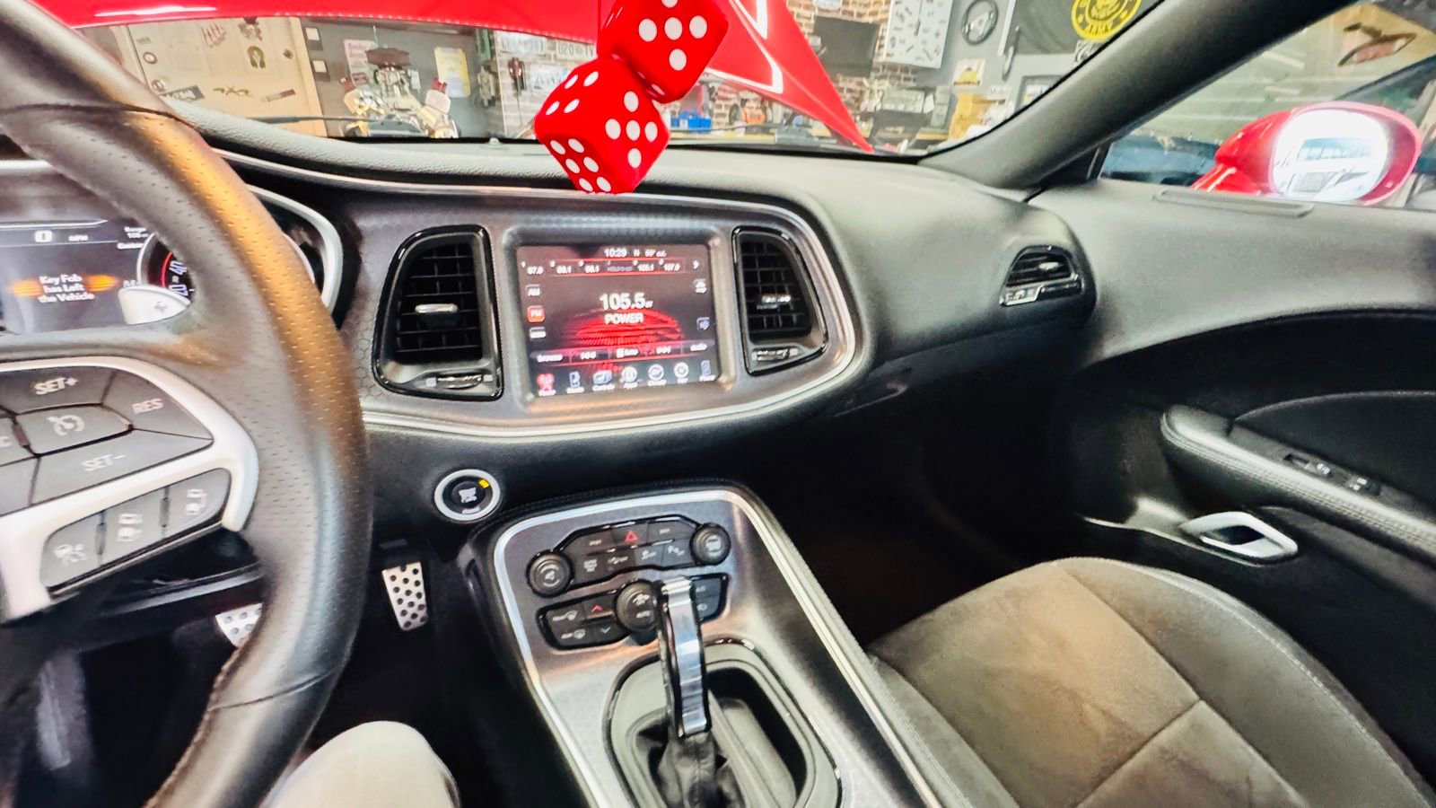 Used 2016 Dodge Challenger R/T Scat Pack w/ Leather Interior Group image 3