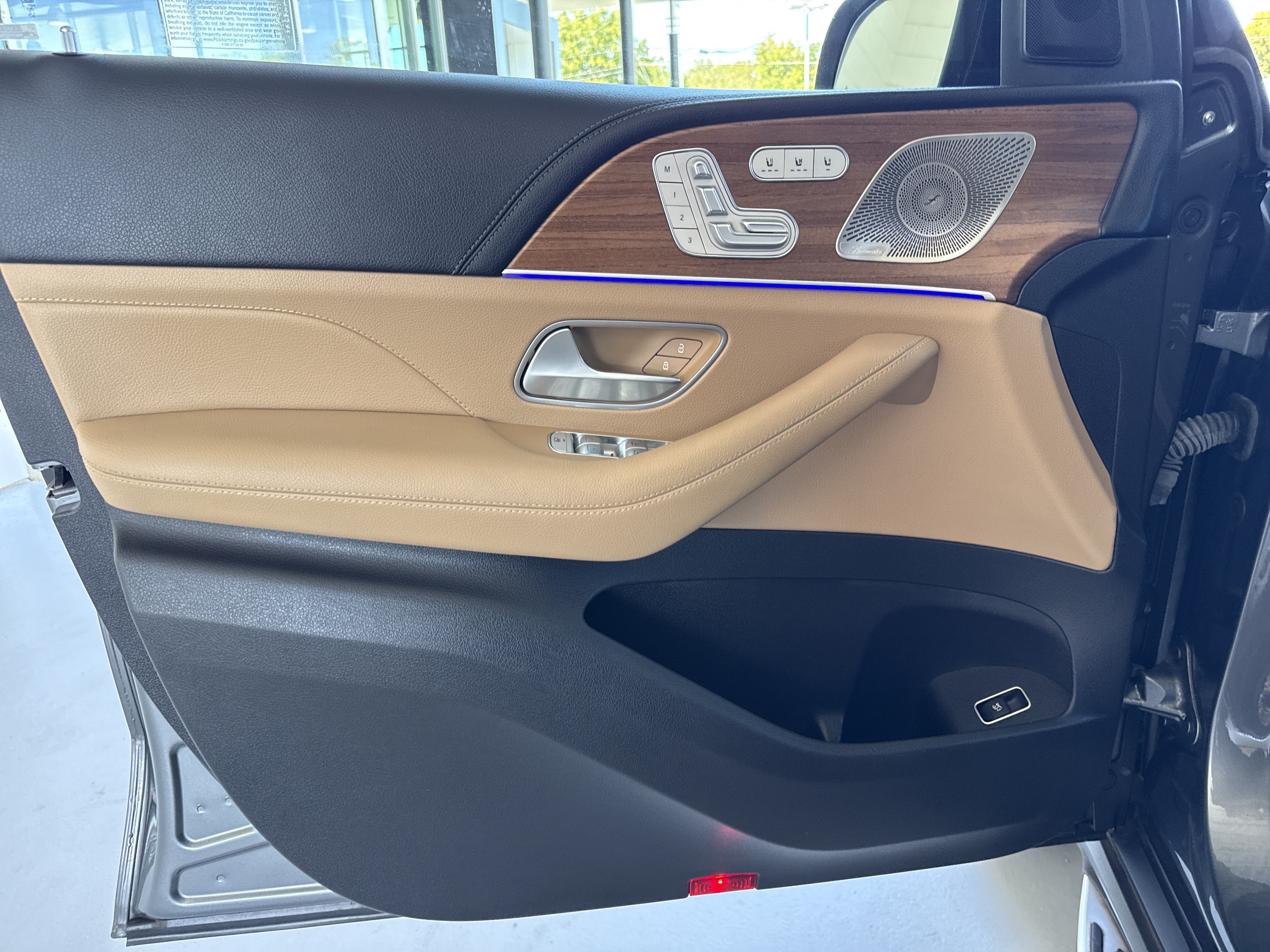 Certified 2024 Mercedes-Benz GLS 450 4MATIC image 17
