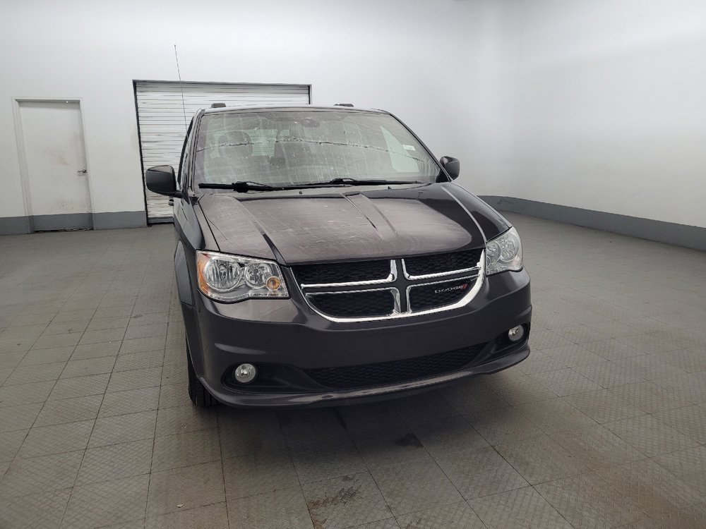 Used 2019 Dodge Grand Caravan SXT image 14