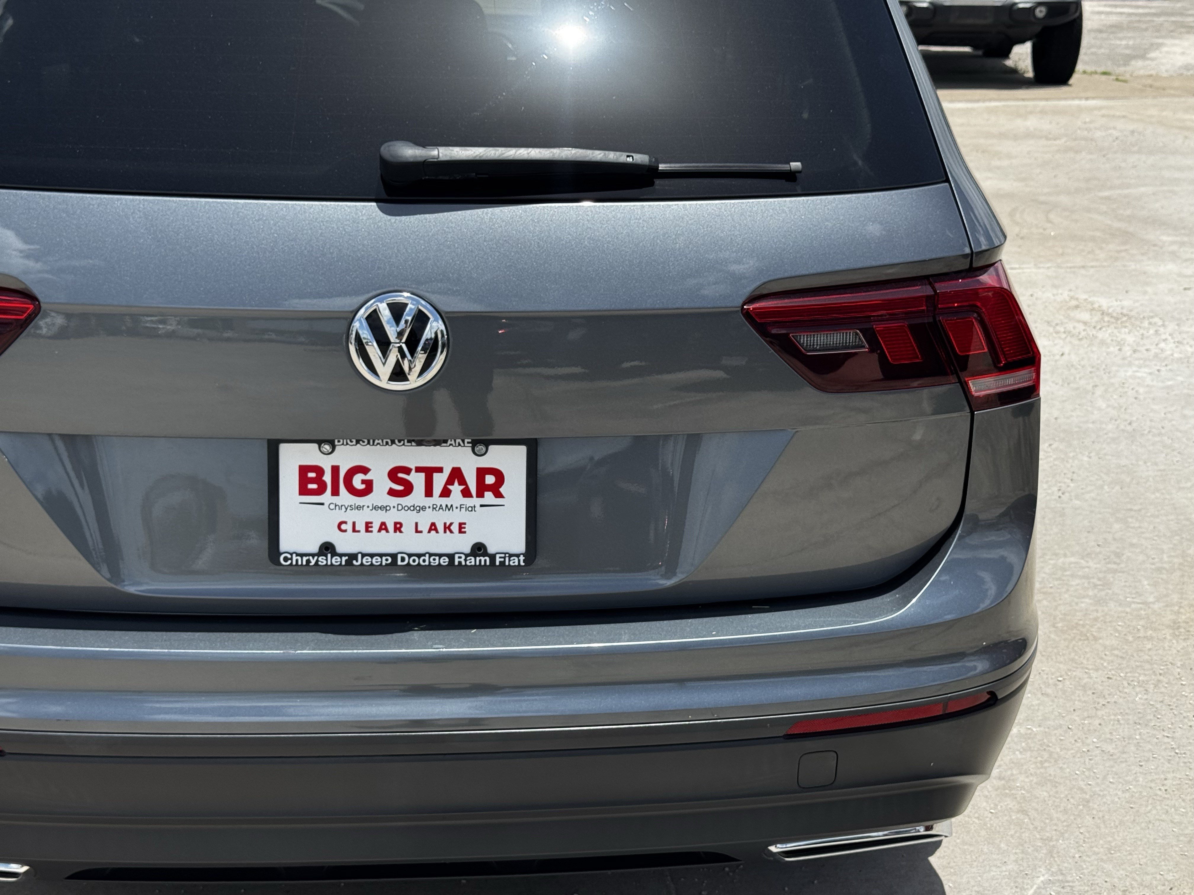 Used 2019 Volkswagen Tiguan S FWD image 10