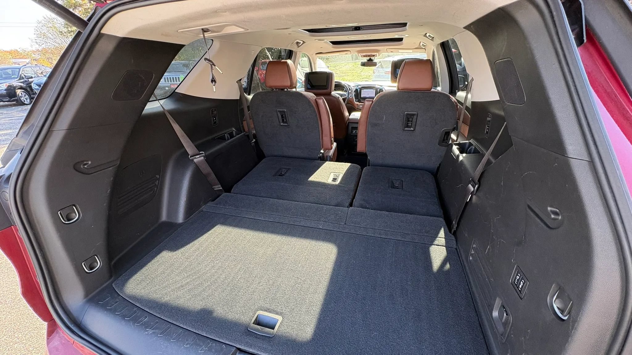 Used 2019 Chevrolet Traverse High Country AWD/4WD image 26