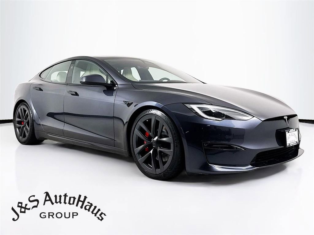 Used 2025 Tesla Model S Plaid image 1
