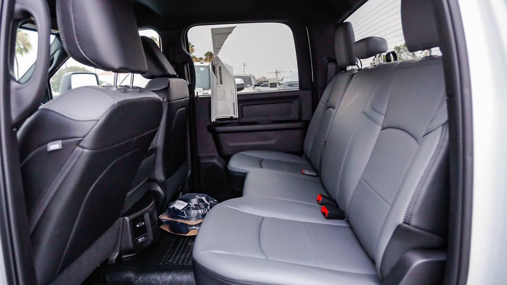 New 2026 RAM 3500 Tradesman AWD/4WD image 22