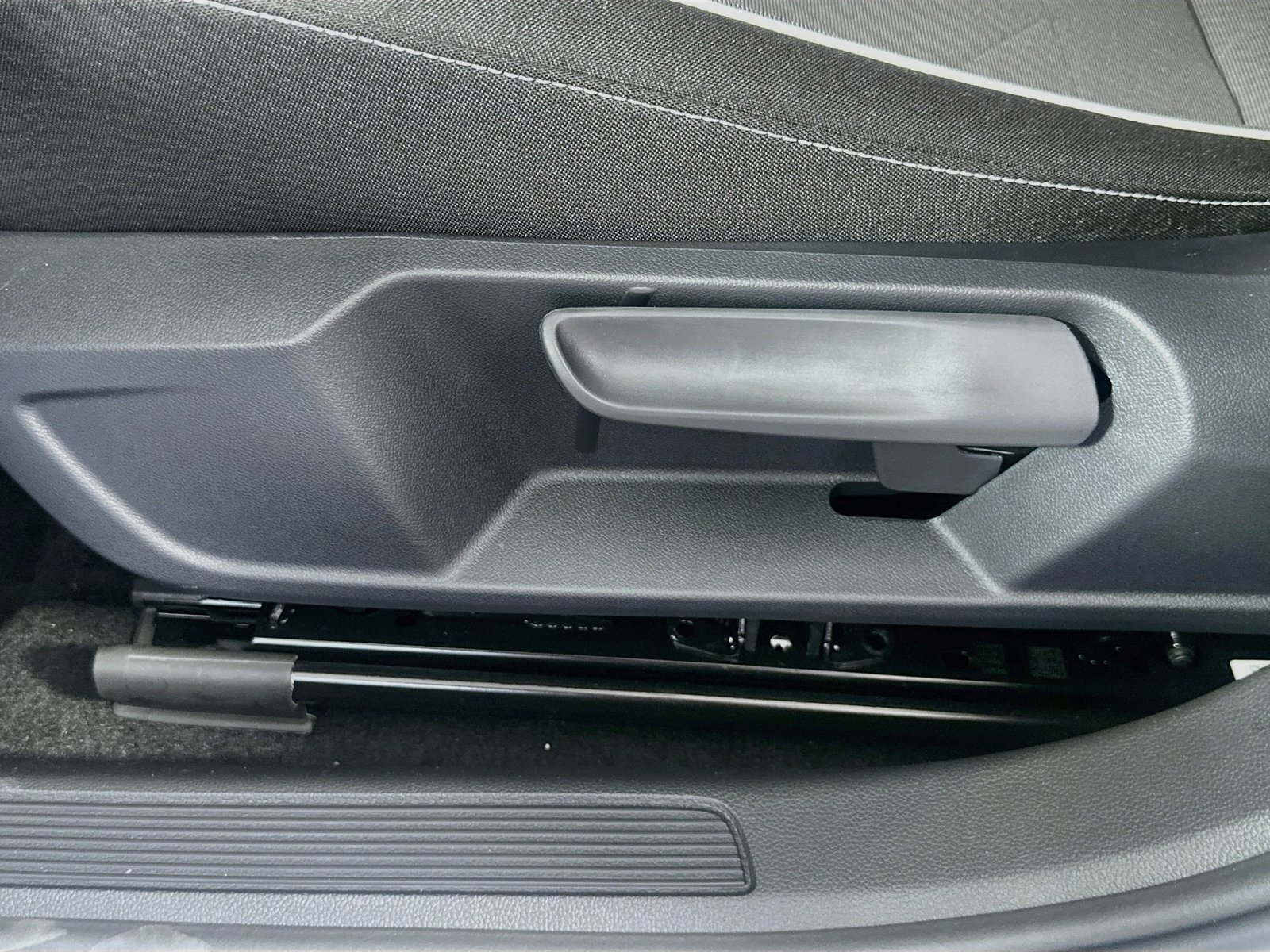 New 2027 Volkswagen Jetta Sport FWD image 18