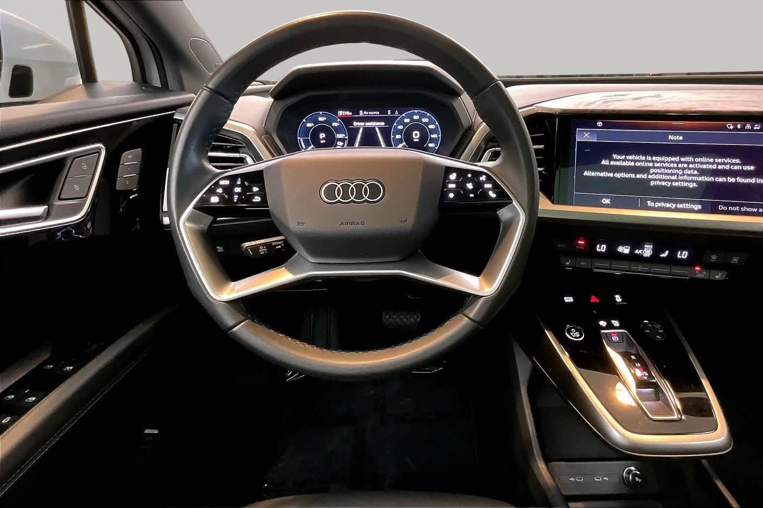 Used 2024 Audi Q4 e-tron Prestige AWD/4WD image 5