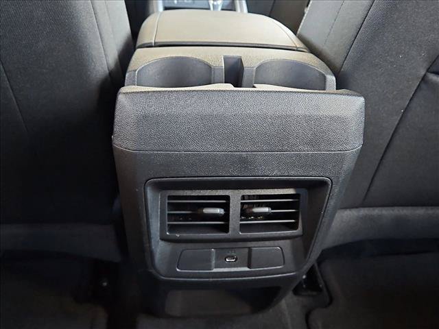 Used 2024 Chevrolet Colorado LT RWD image 17