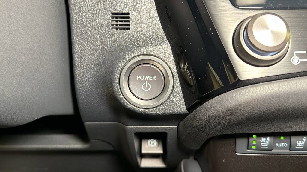 Certified 2023 Lexus ES 300h F Sport w/ Accessory Package (Z2) FWD image 31
