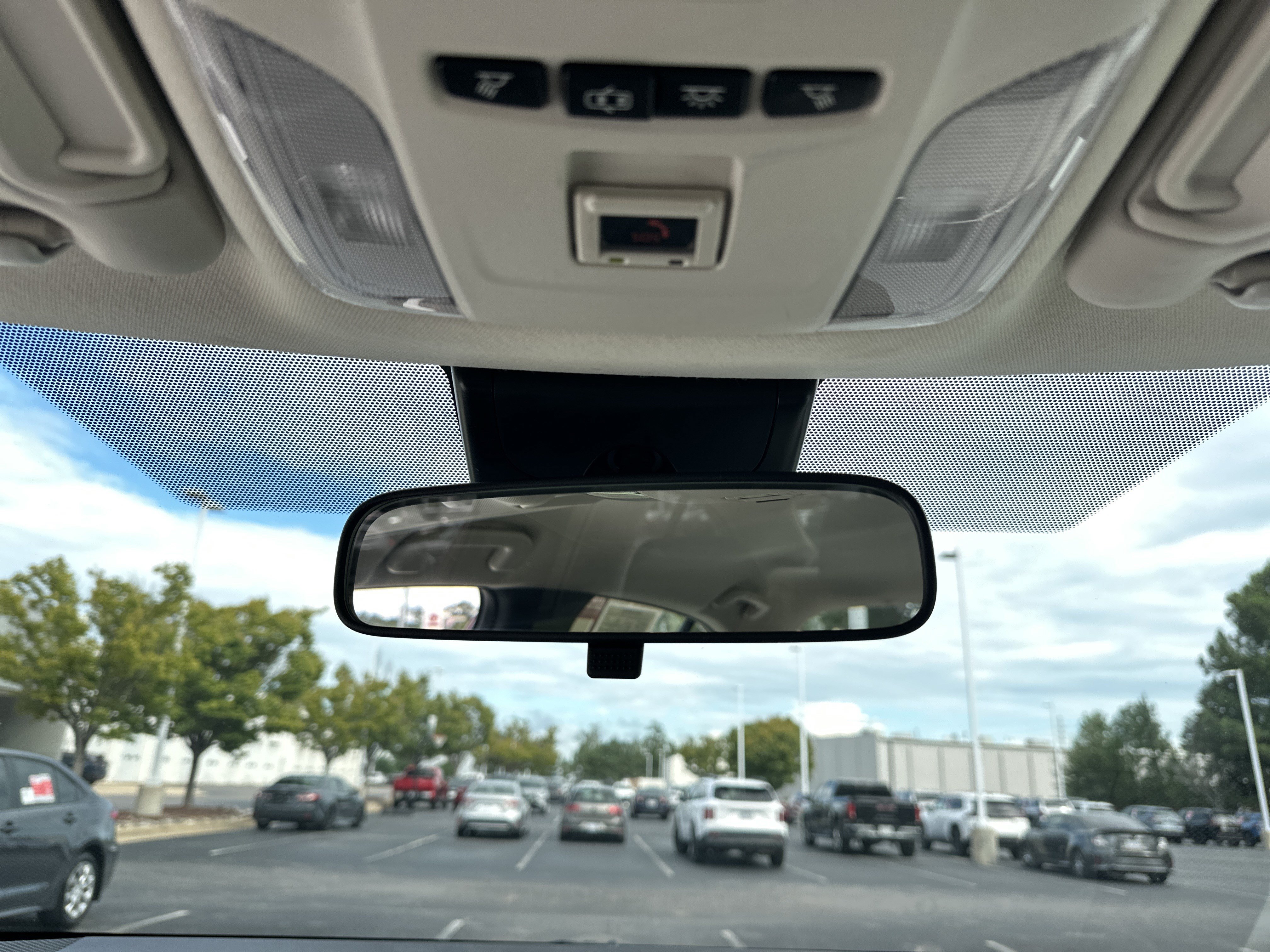 Used 2022 Toyota Corolla LE FWD image 27