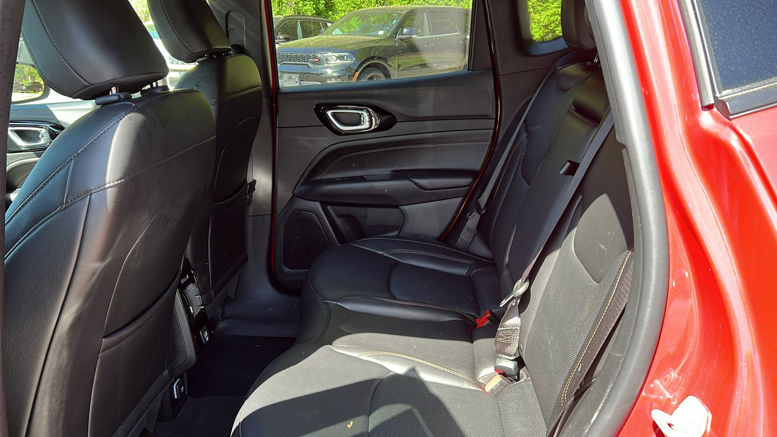 Used 2022 Jeep Compass Limited image 22