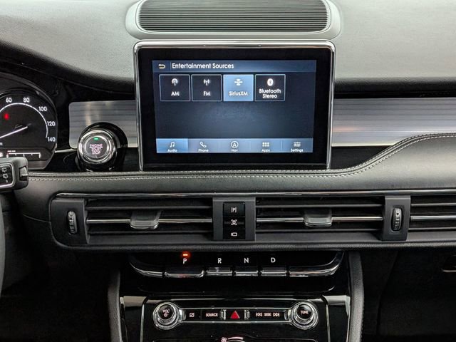 Certified 2022 Lincoln Corsair AWD w/ Equipment Group 101A image 28