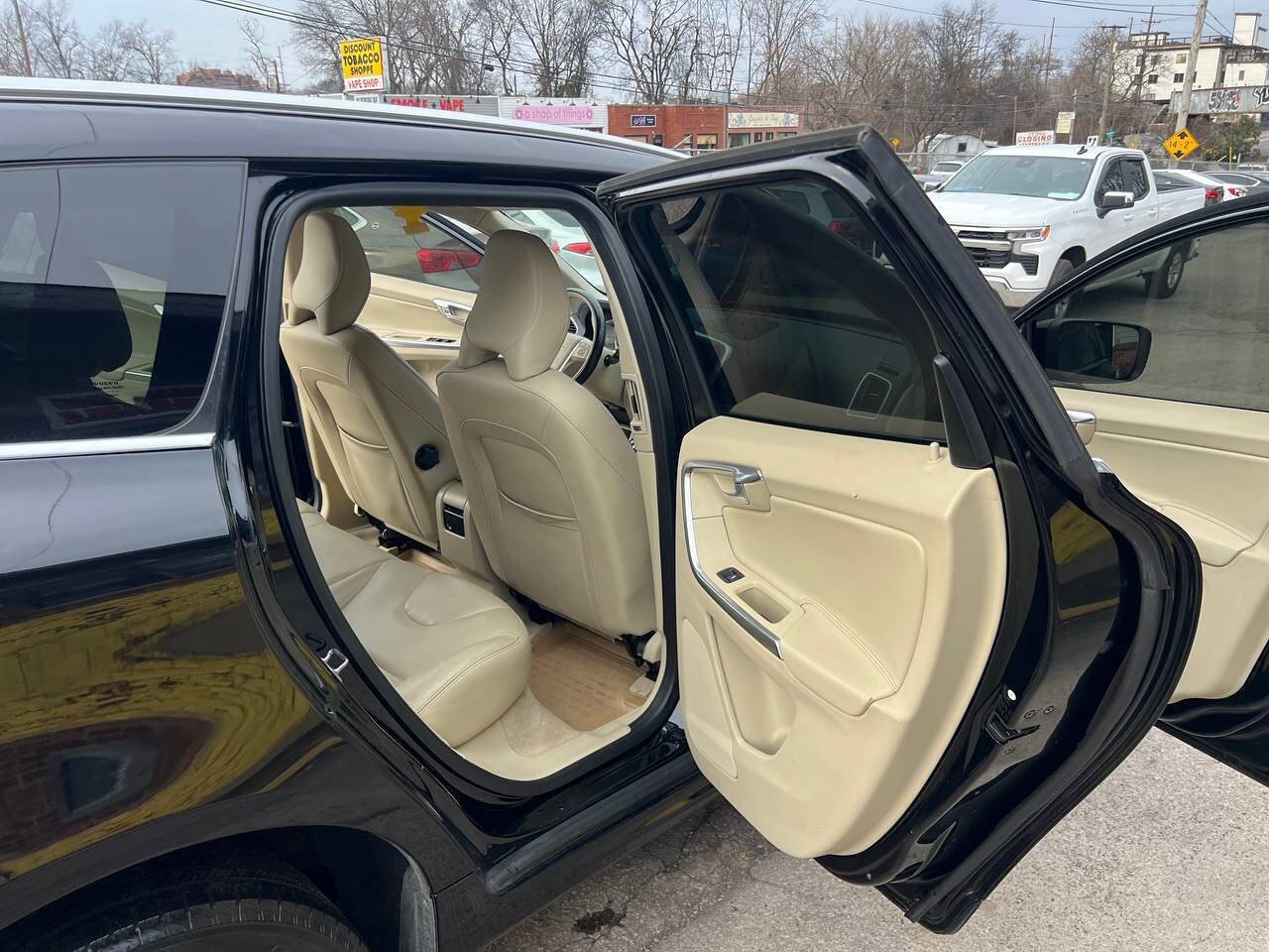 Used 2015 Volvo XC60 T5 Platinum image 14