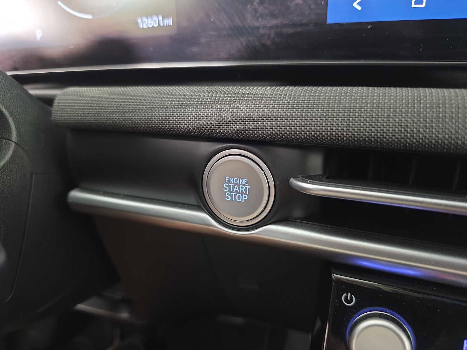 Used 2025 Hyundai Tucson Limited image 17