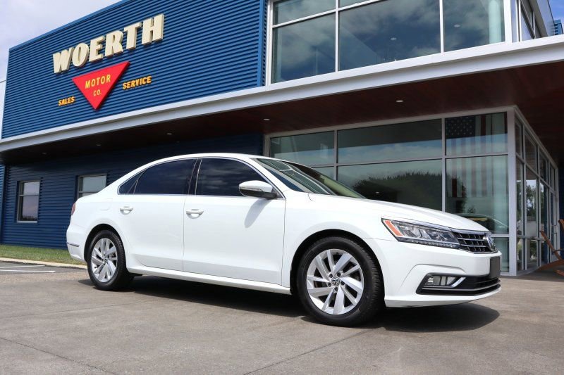 Used 2018 Volkswagen Passat 2.0T SE w/ SE Lighting Package