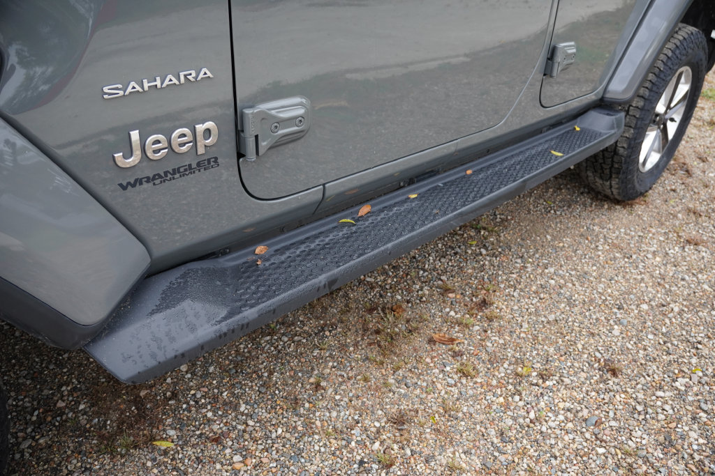 Certified 2020 Jeep Wrangler Unlimited Sahara AWD/4WD image 14
